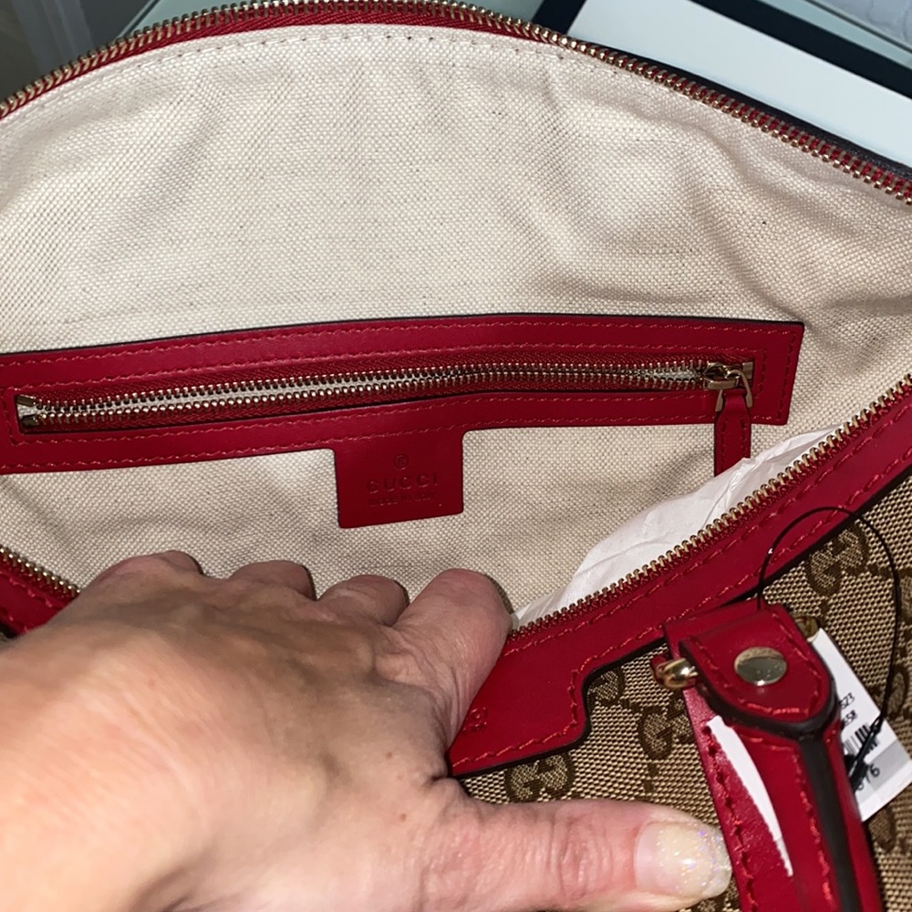 ❣️SOLD❣️GUCCI Gucci Beige/Red GG Joy Boston Bag - Picture 15 of 16